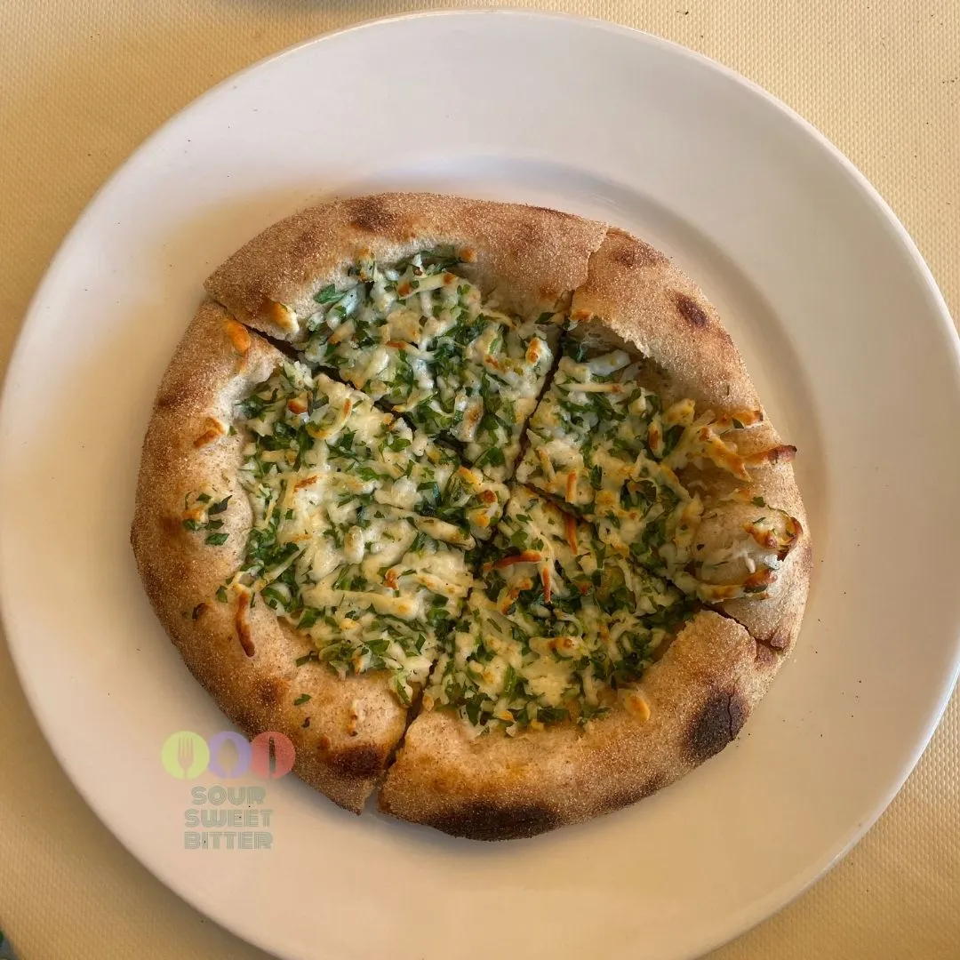 jordanian lebanese manaqeessh recipe authentic levantine pastry traditional middle eastern breakfast cuisine